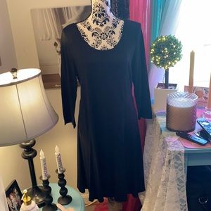 GAP SEAMED BLACK DRESS